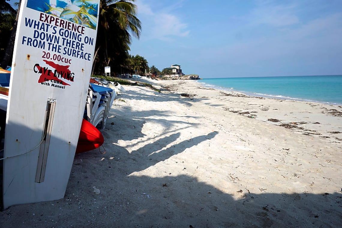 Empty resorts spell long crisis for Caribbean
